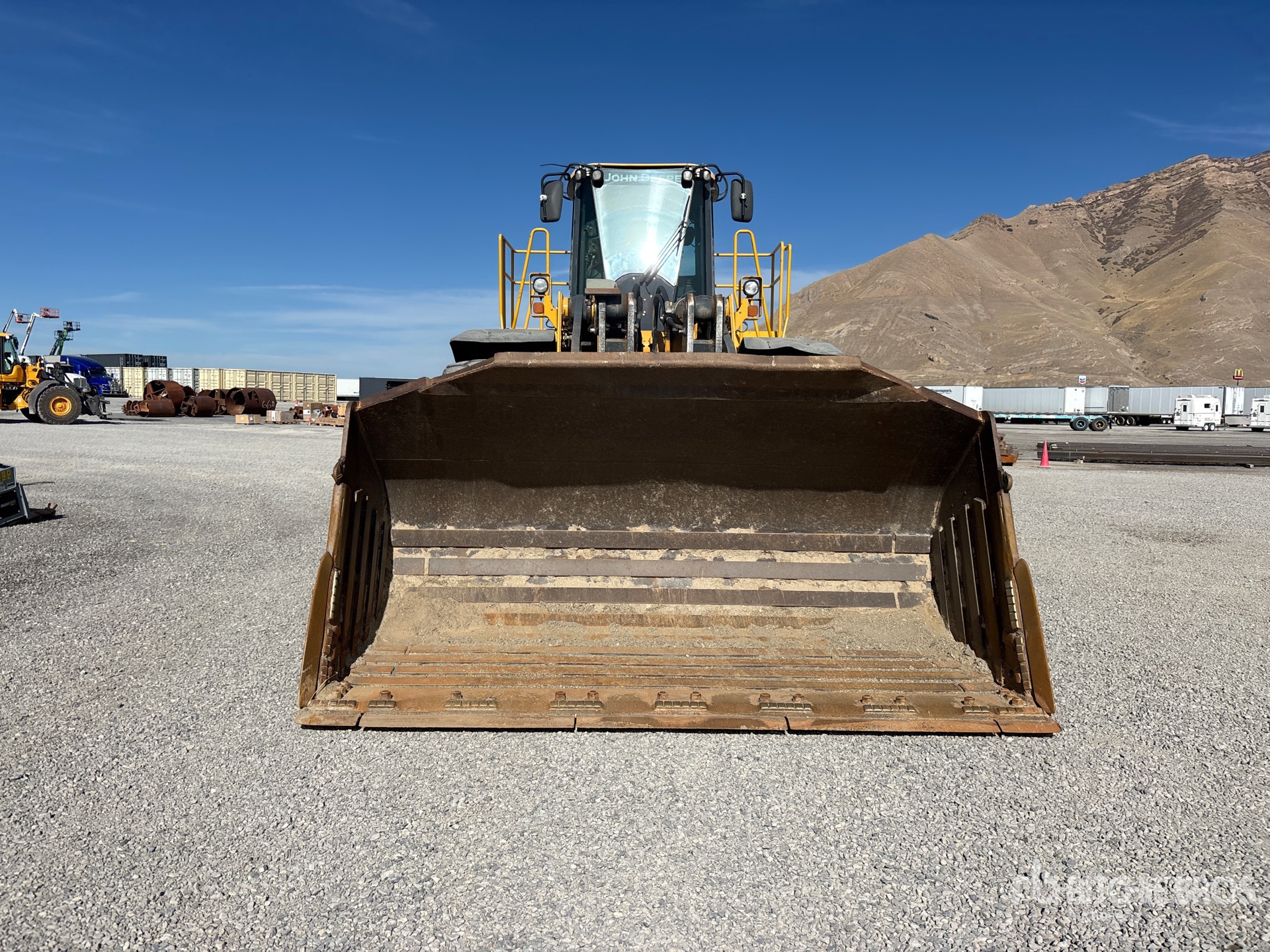 2011 John Deere 844K