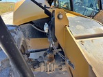 Hydraulics with Frame Leveling Cylinders