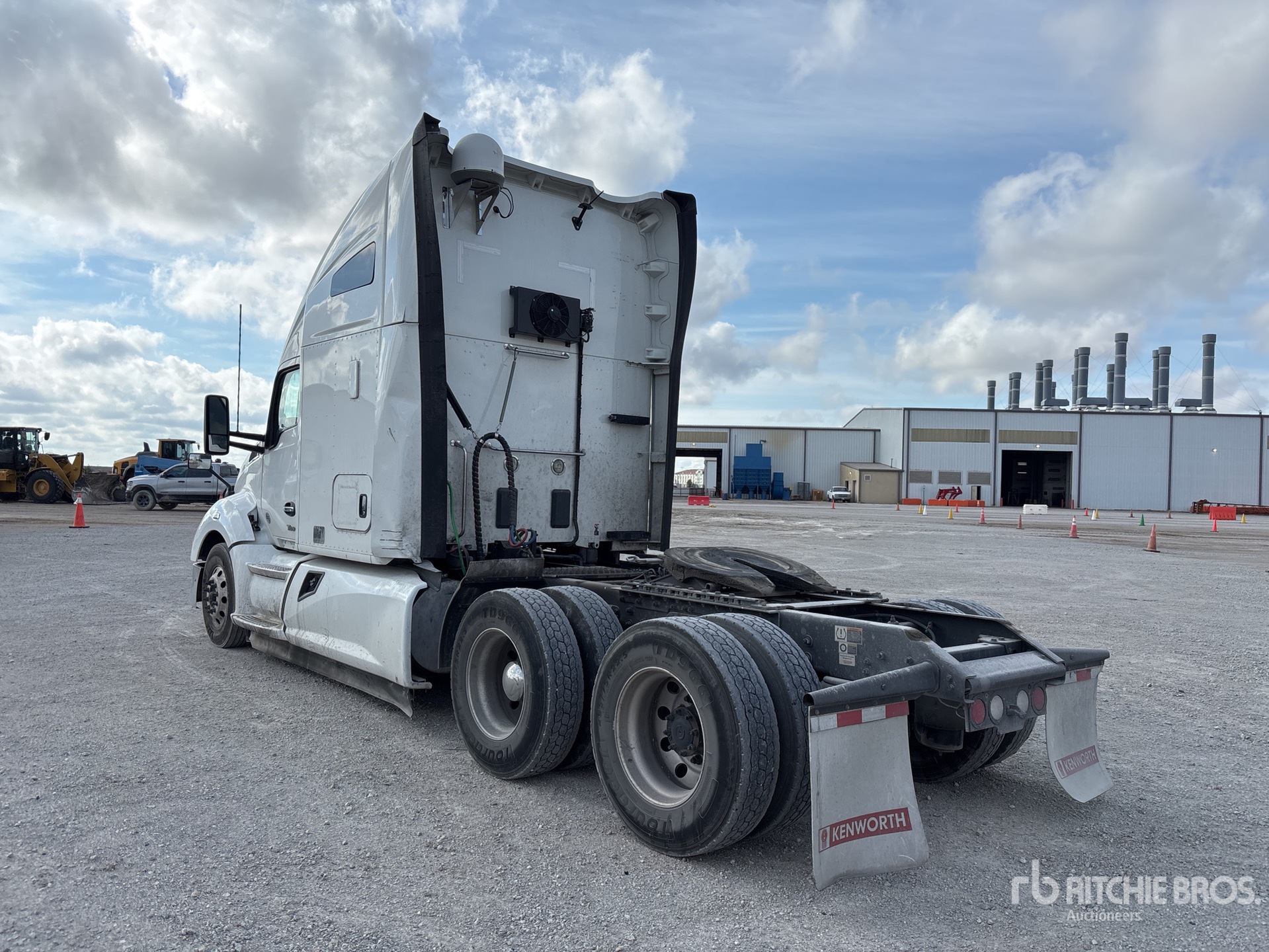2022 Kenworth T680