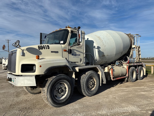 2007 International Paystar 5000 8x4 Twin-Steer Mixer Truck