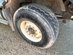 Underbody with Right Steer Tire