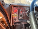 Cab with Indicatori