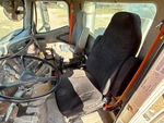 Cab with Sedili/braccioli