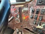 Cab with Spie luminose del motore