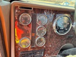 Cab with Indicatori