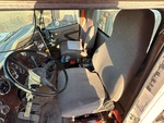 Cab with Sedili/braccioli