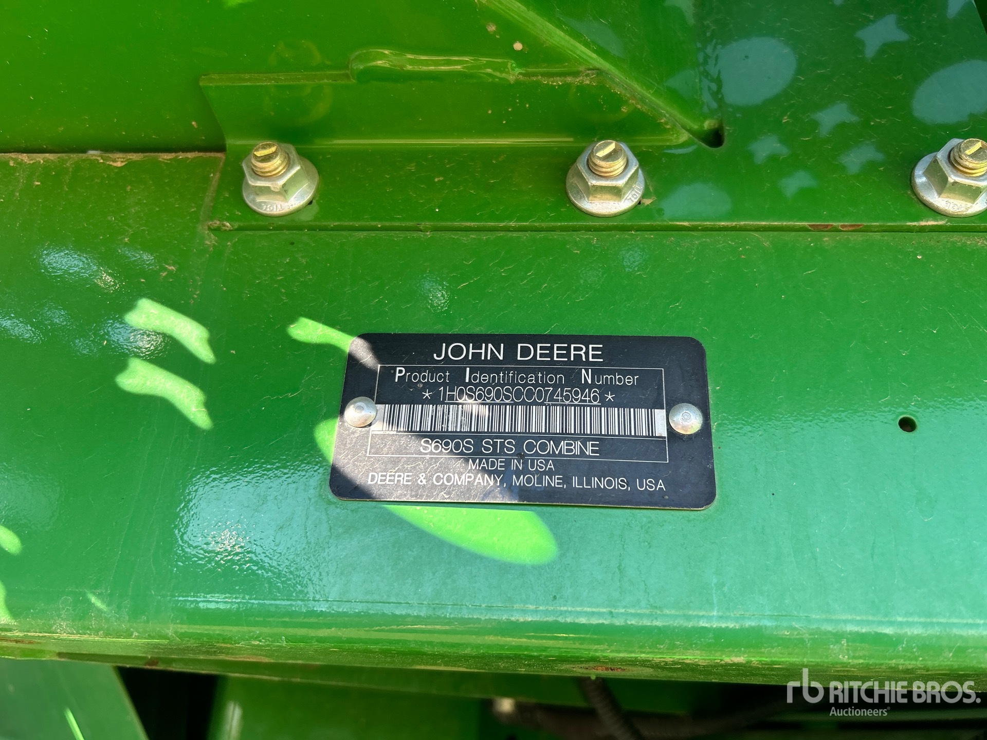 2012 John Deere S690