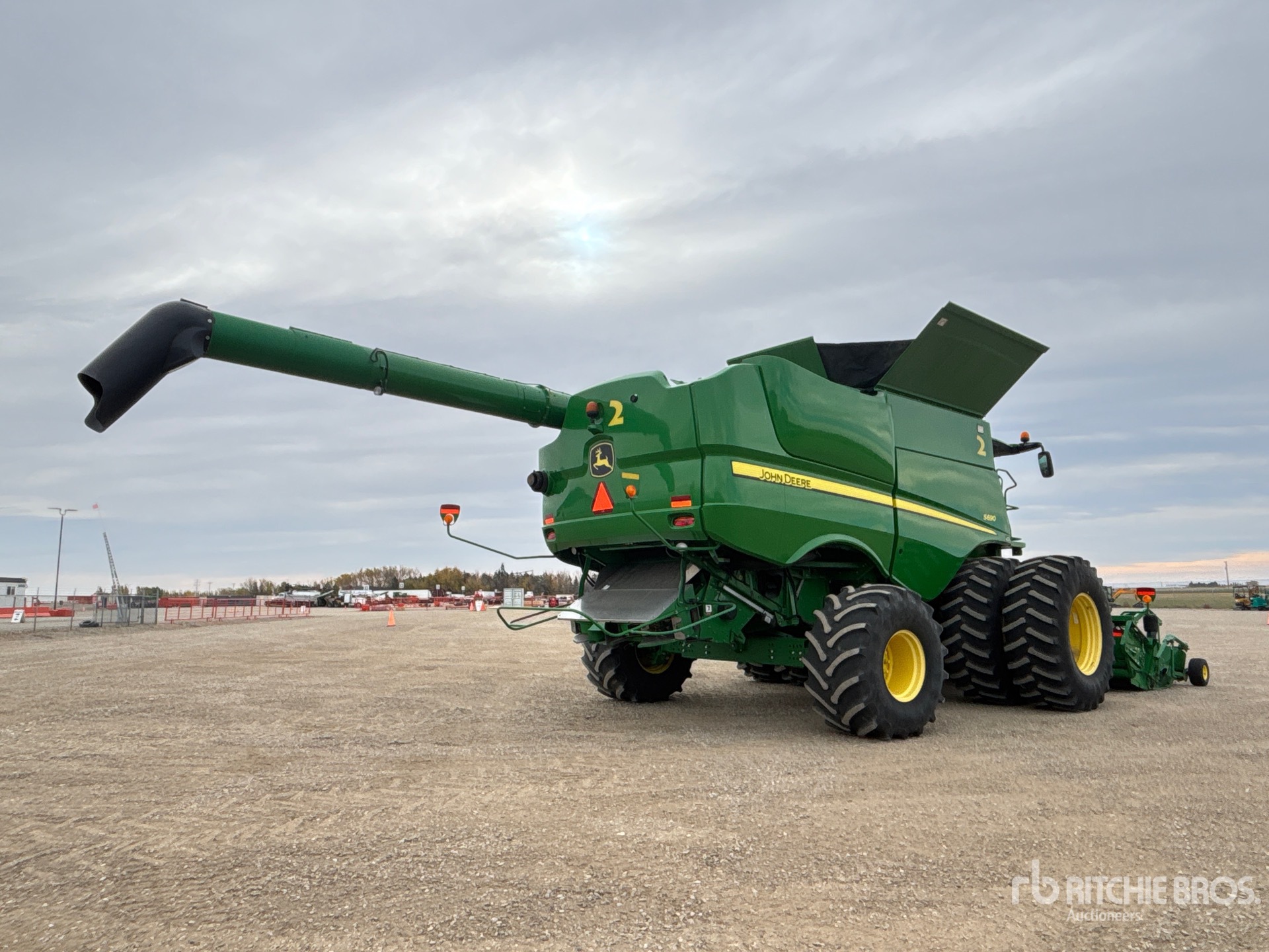 2012 John Deere S690