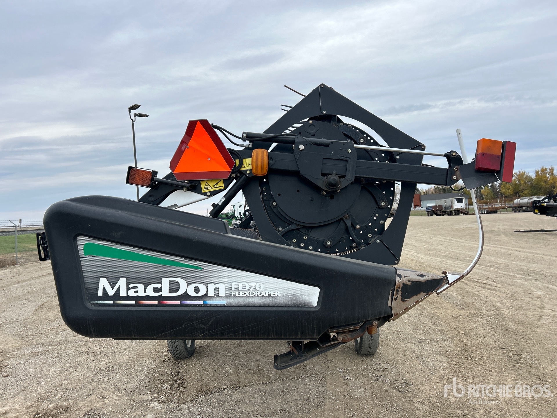 2012 Macdon FD75
