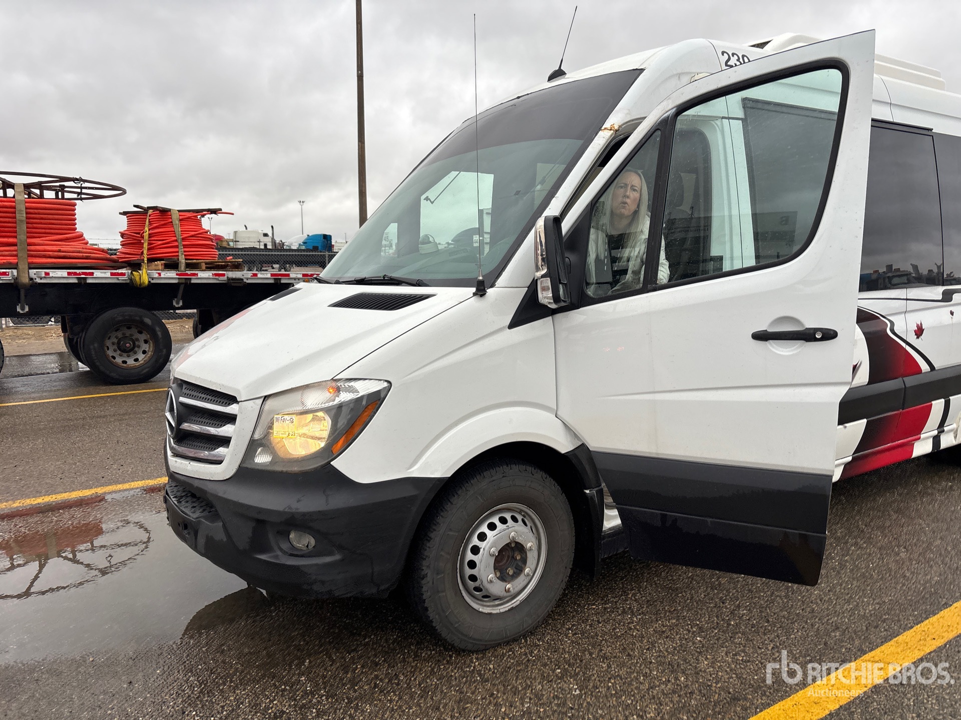 2016 Mercedes-Benz 10