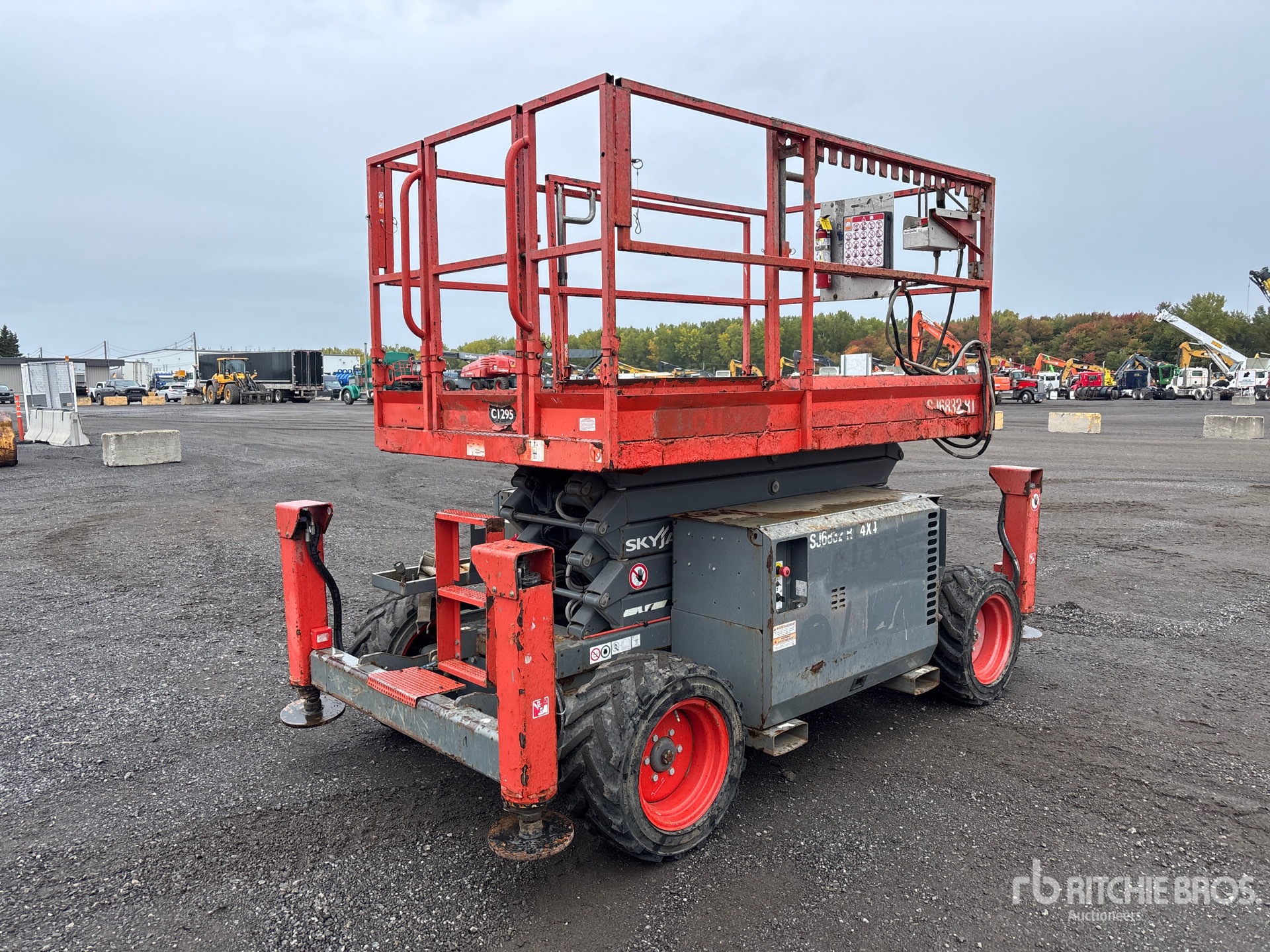 Photo of 2018 Skyjack SJ6832 RT