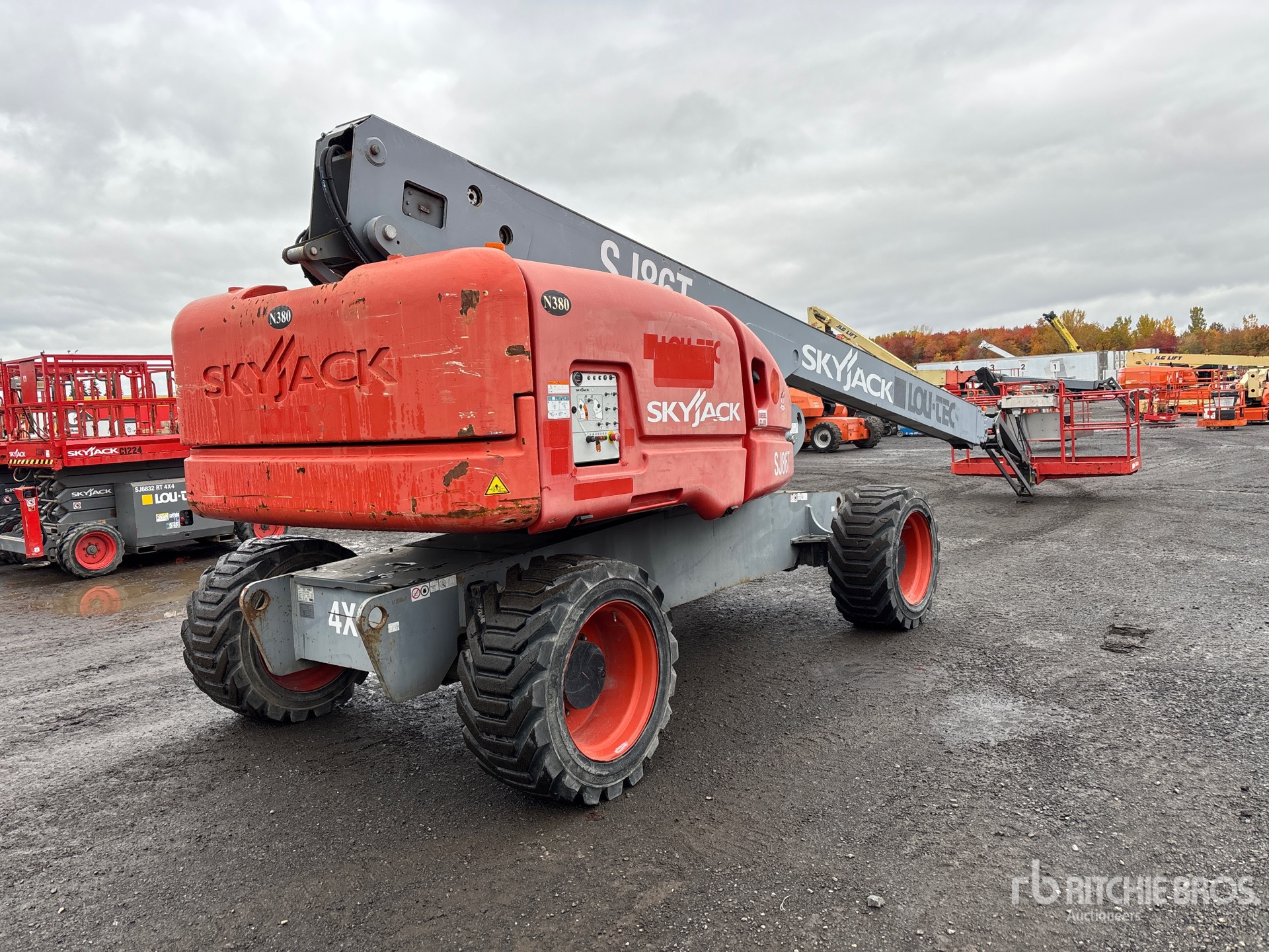 2015 Skyjack SJ86T