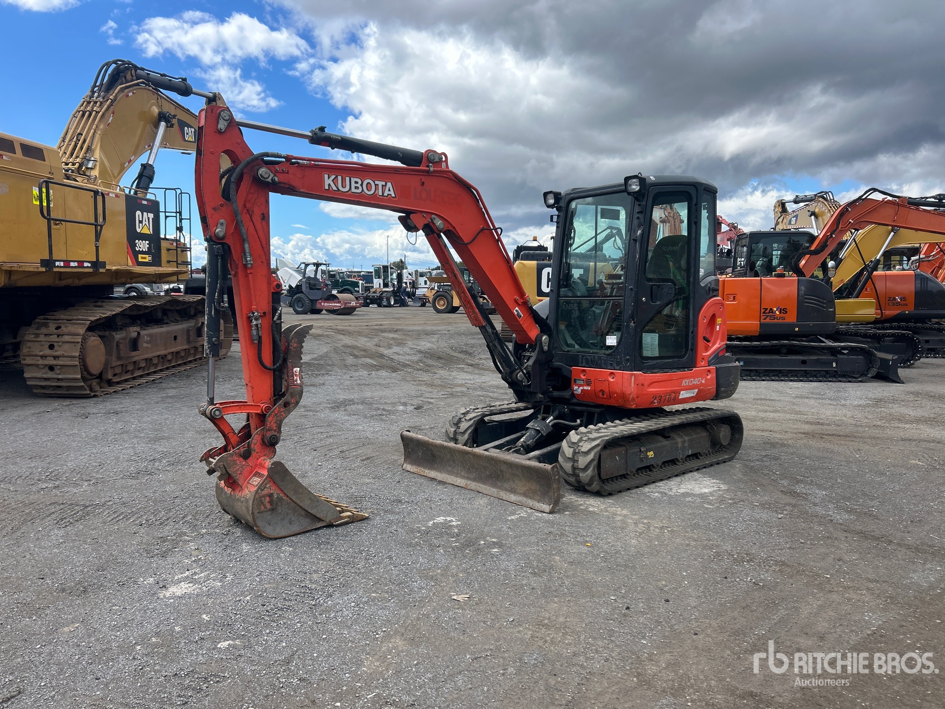 Photo of 2019 Kubota KX040-4