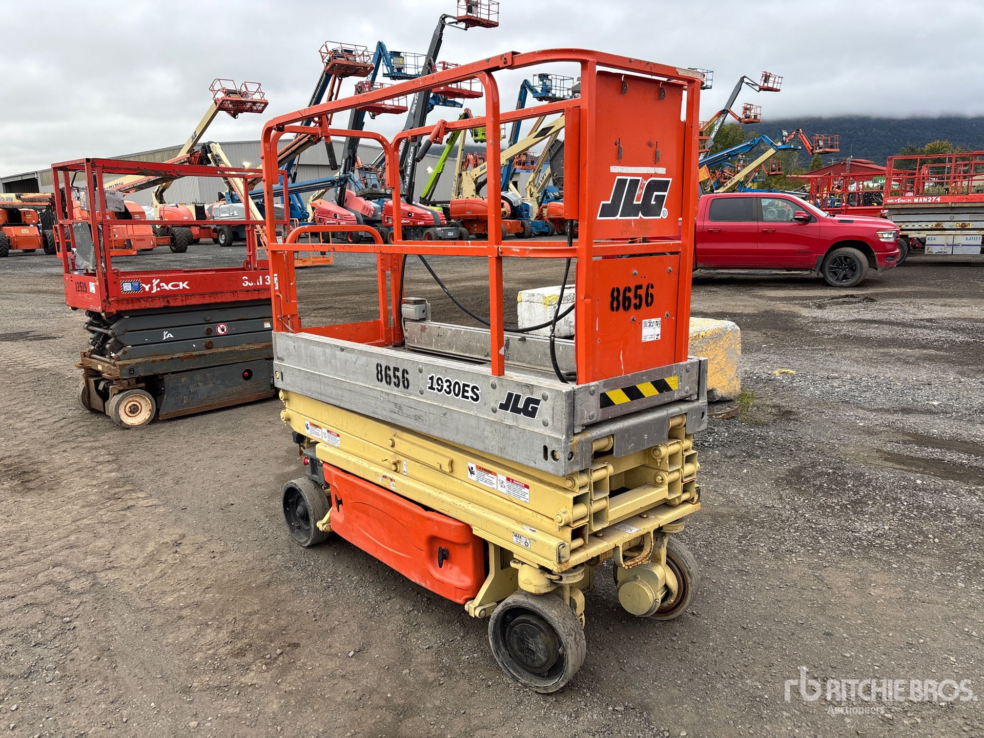 2006 JLG 1930ES