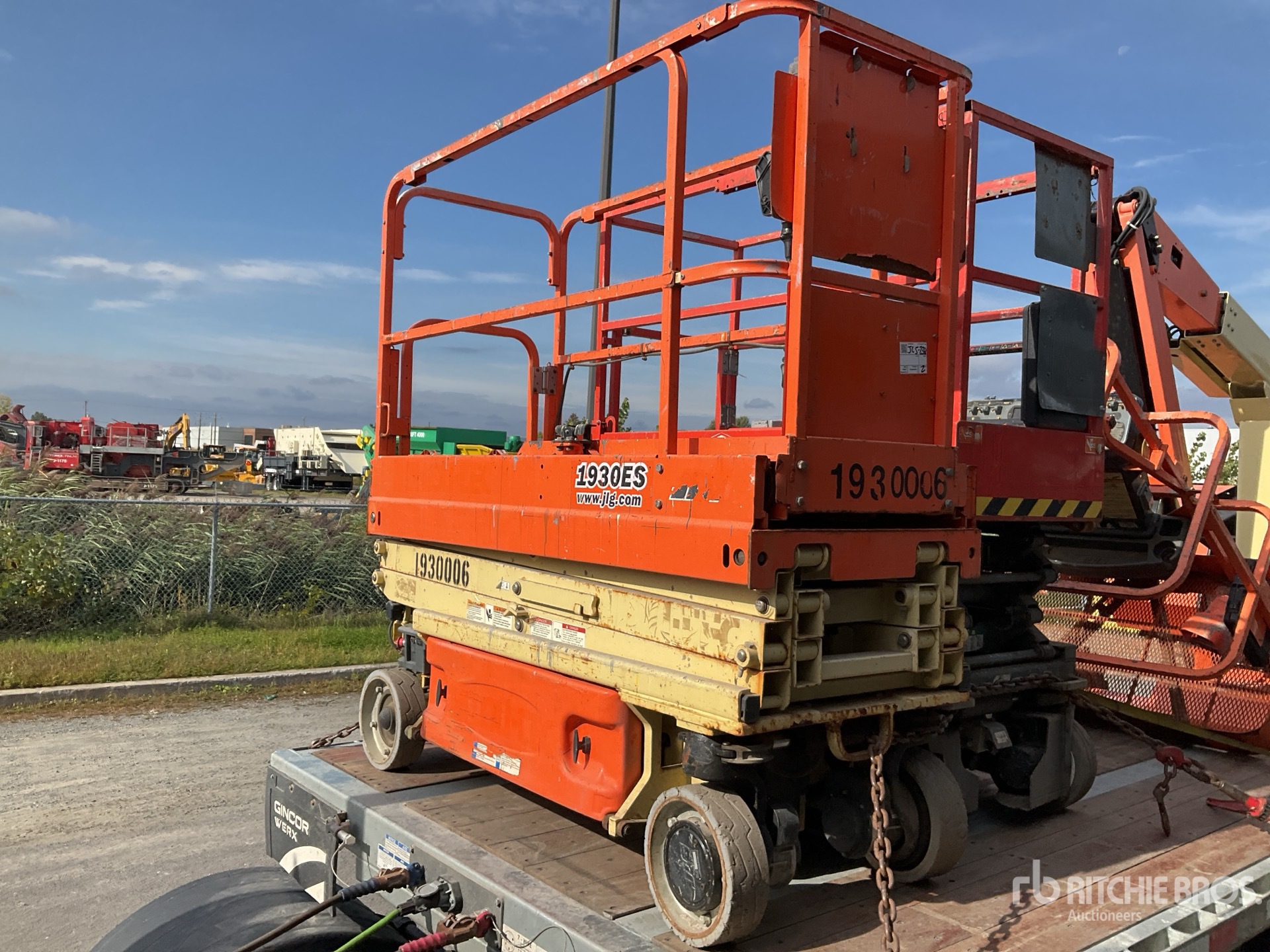2015 JLG 1930ES