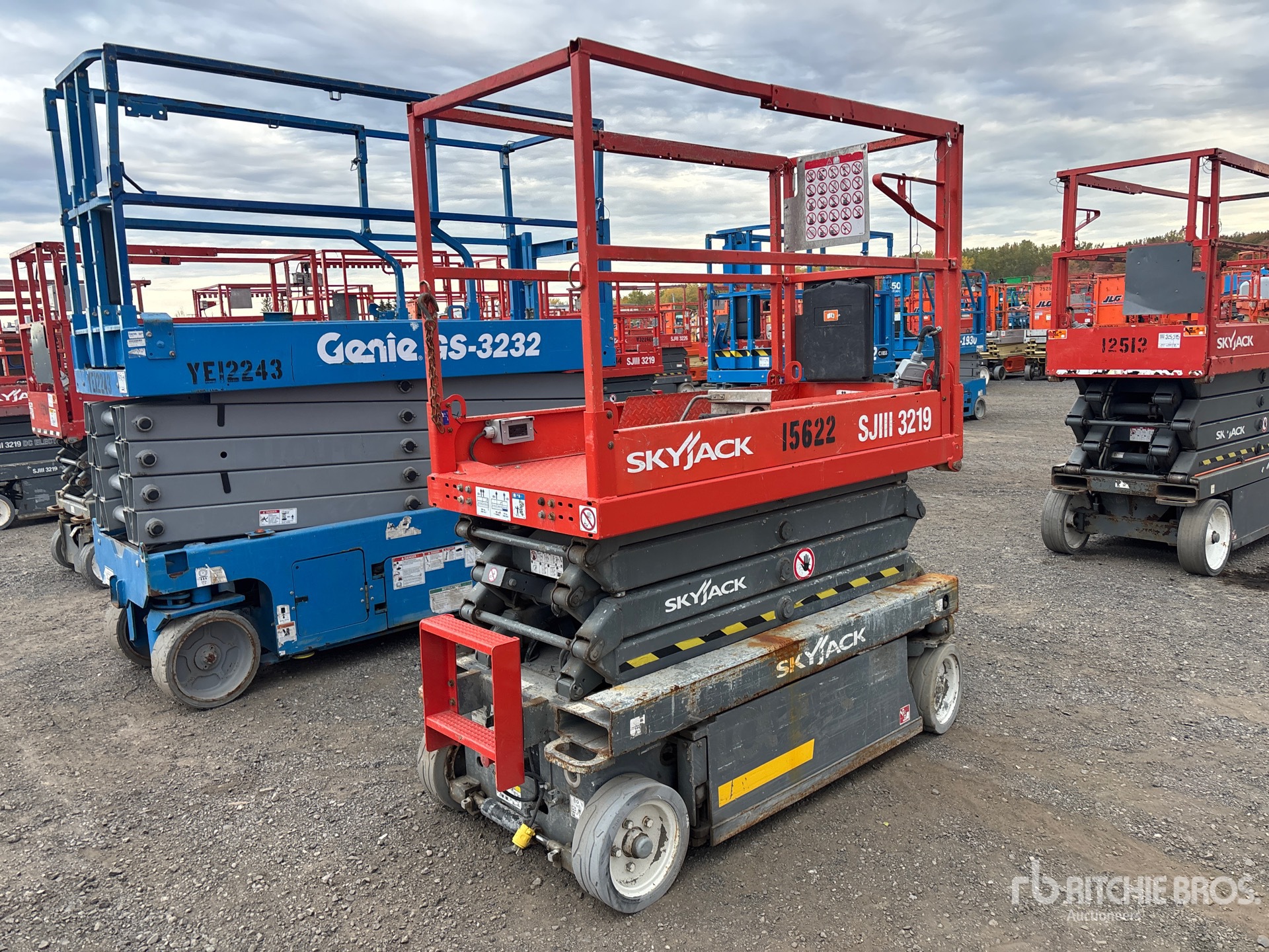 2014 Skyjack SJIII3219