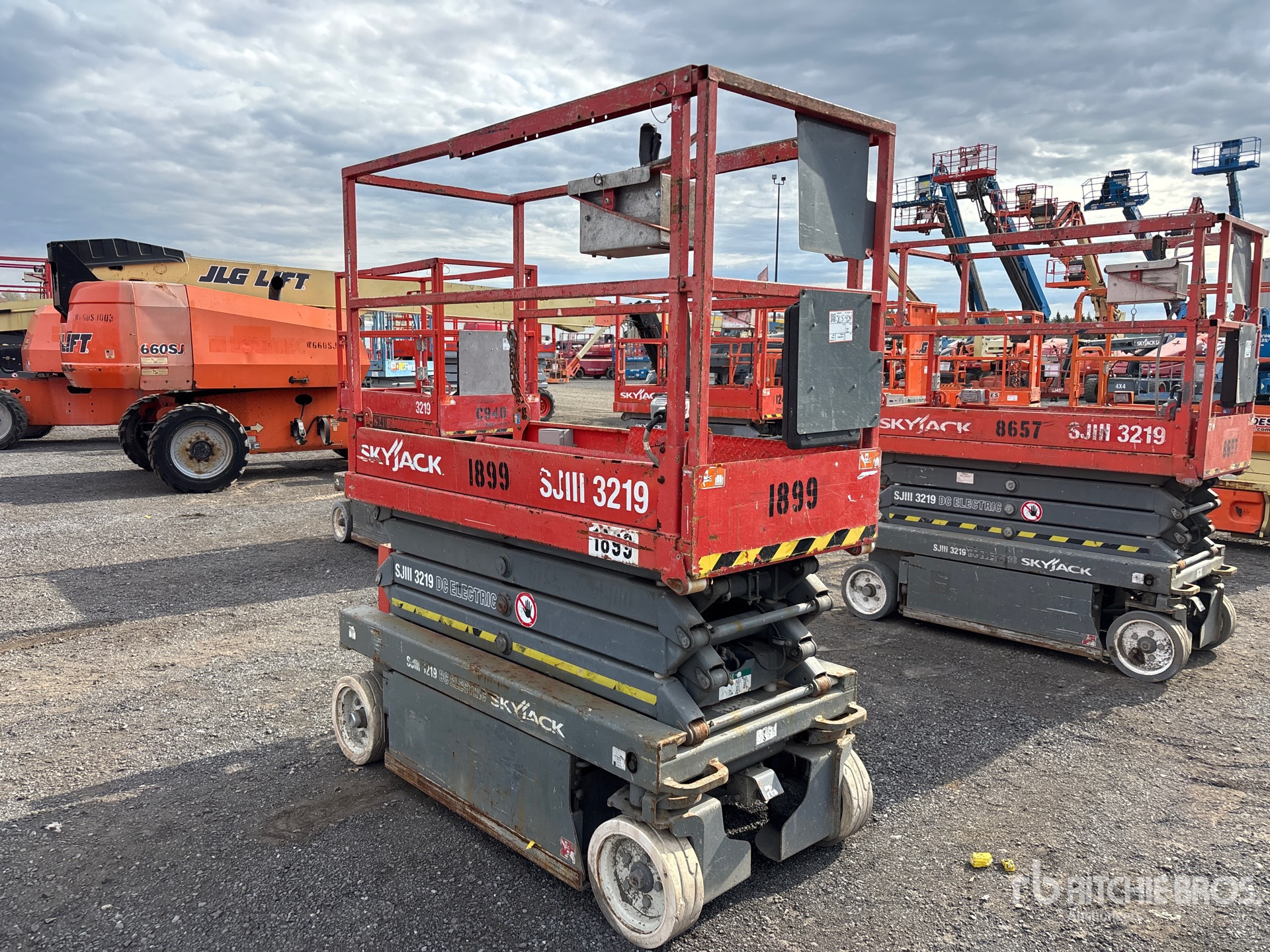 2013 Skyjack SJIII3219