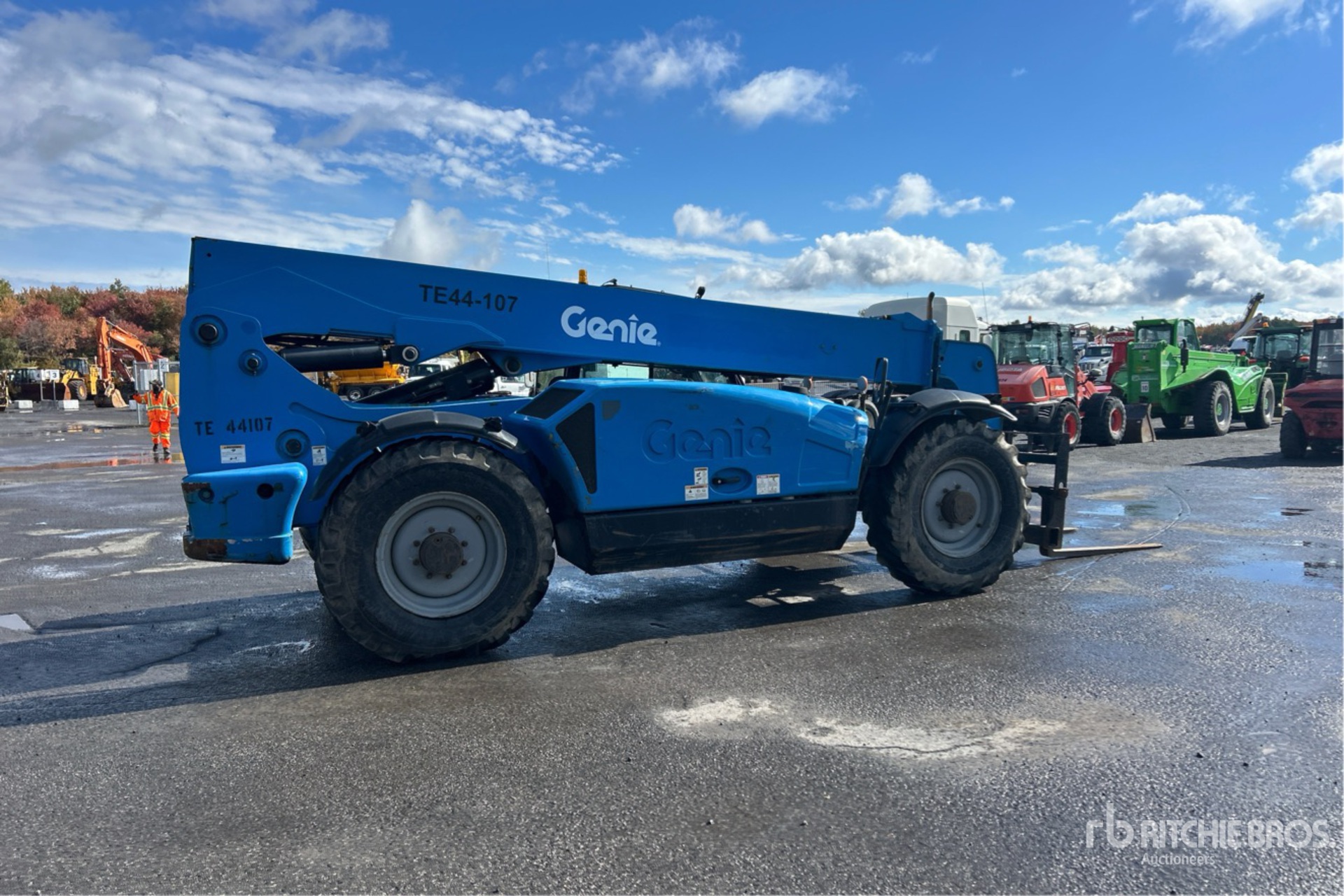2014 Terex GTH844