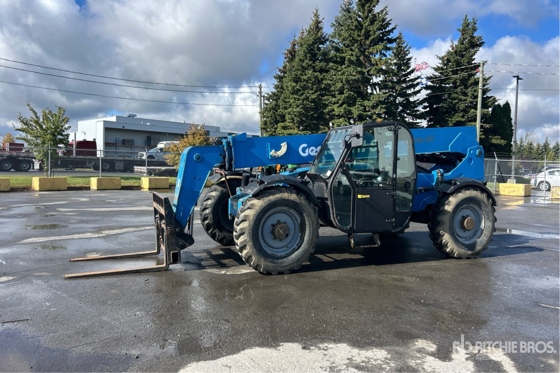 2014 Terex GTH844