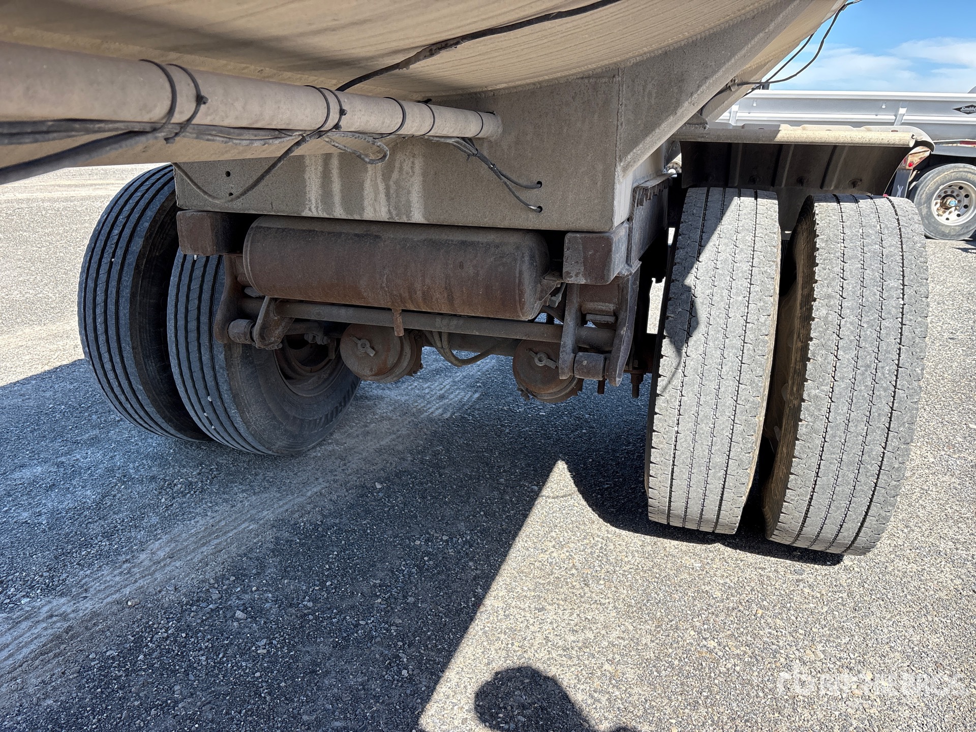 1984 Beall SPREAD AXLE PUP