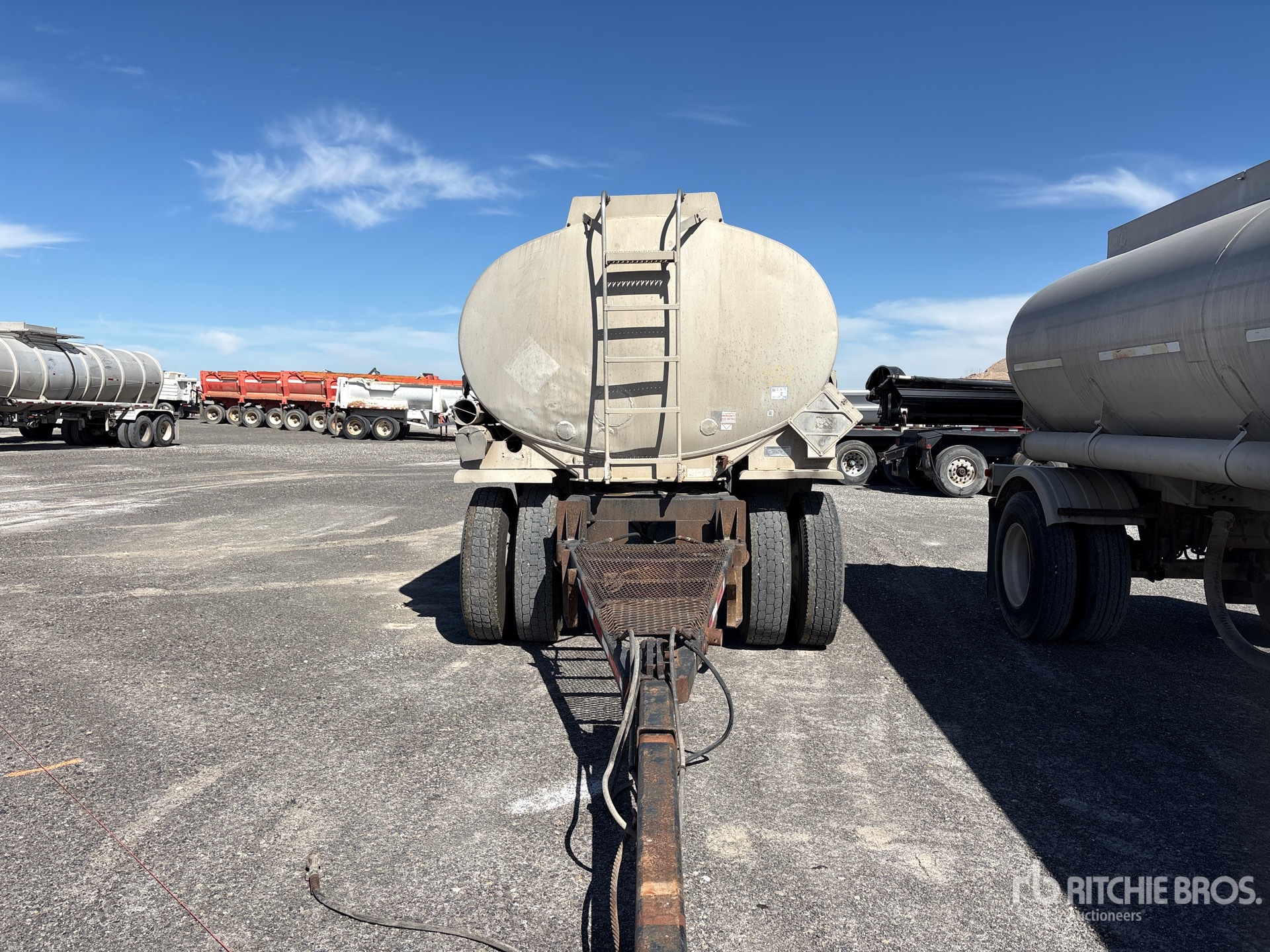 1984 Beall SPREAD AXLE PUP