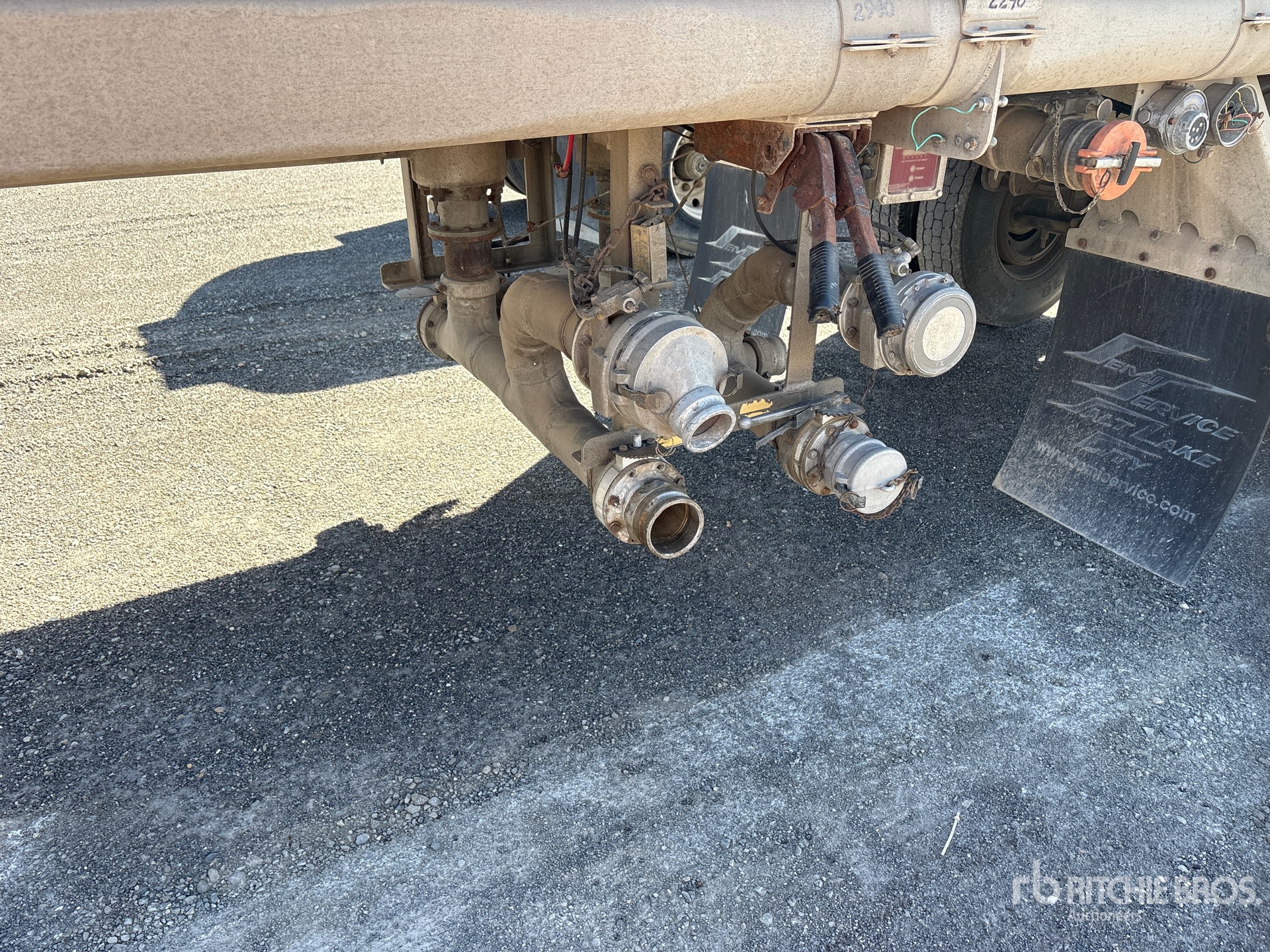 1984 Beall SPREAD AXLE PUP