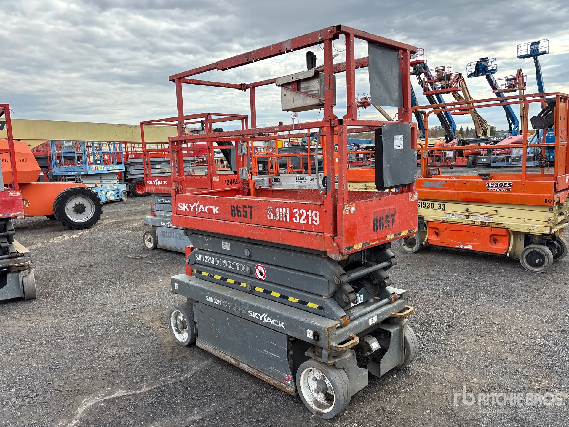 2013 Skyjack SJIII3219
