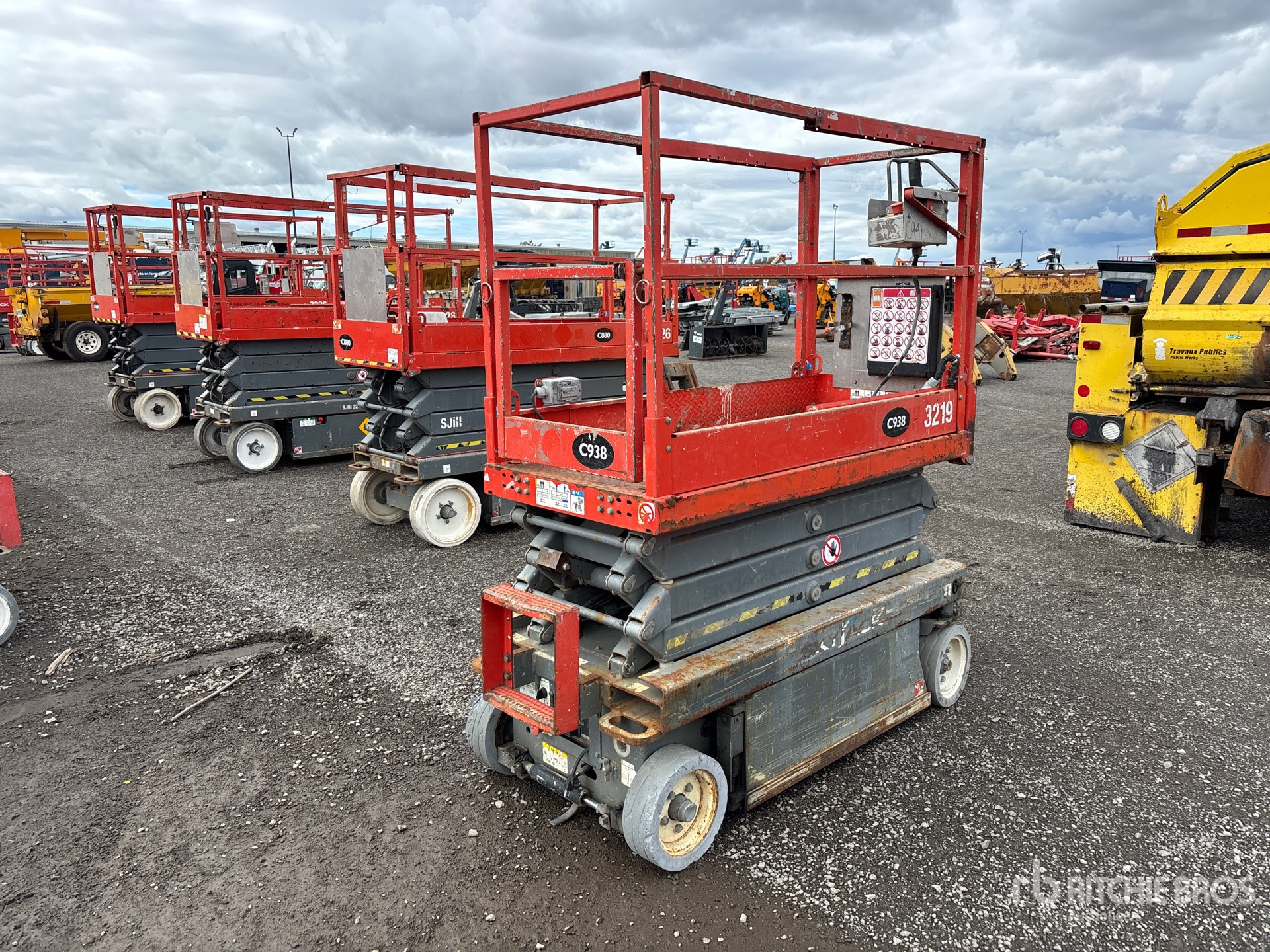 2014 Skyjack SJIII3219