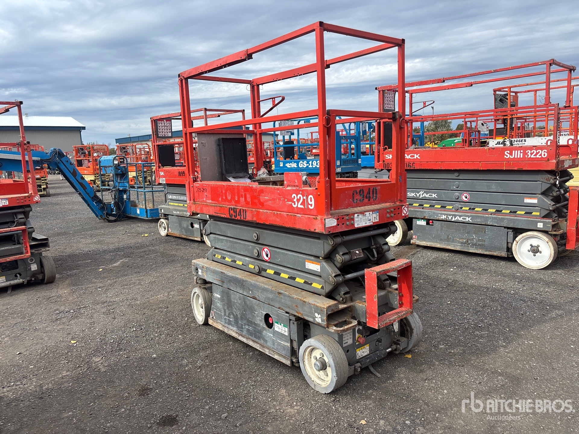2015 Skyjack SJIII3219