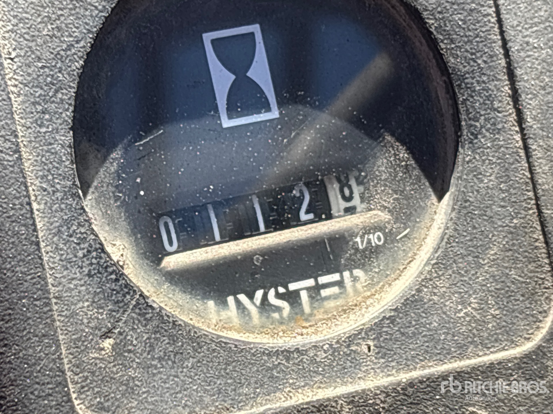 Hyster PNEUMATIC TIRE