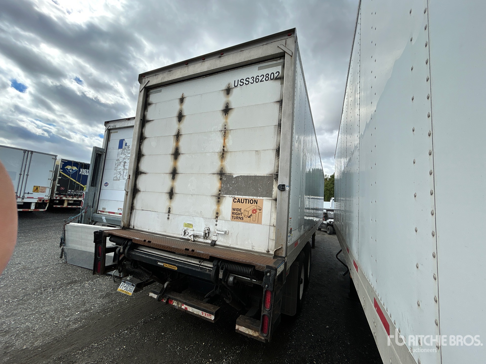 2014 Utility 36 ft x 102 in T/A