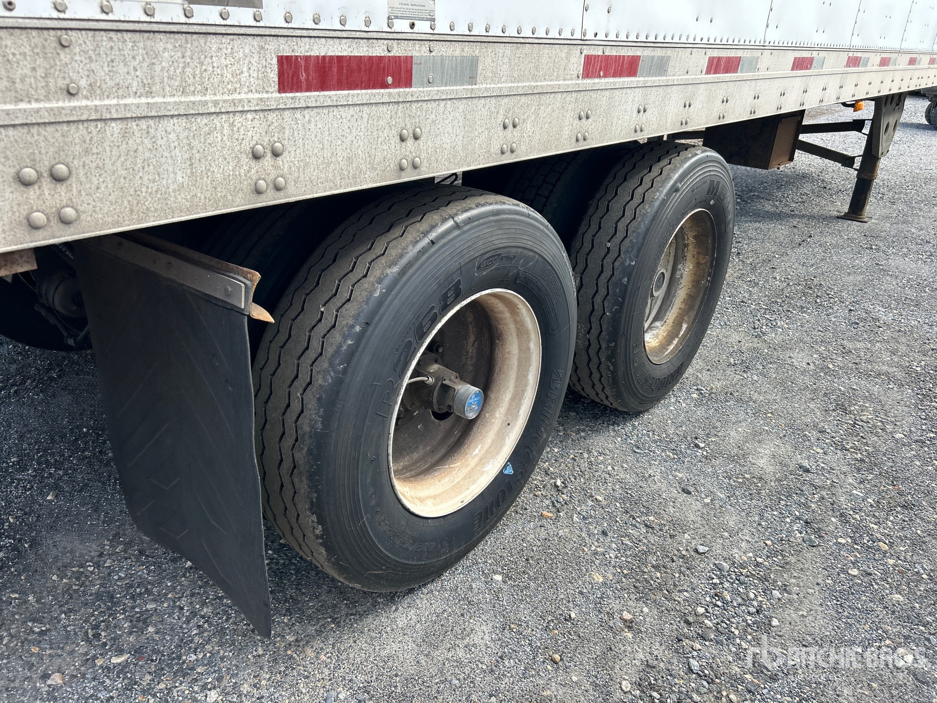 2014 Utility 36 ft x 102 in T/A