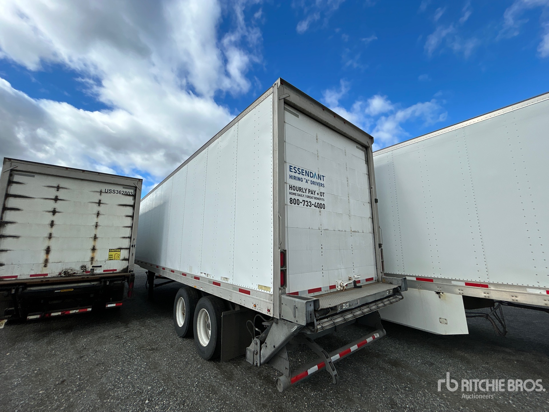2015 Utility 36 ft x 102 in T/A