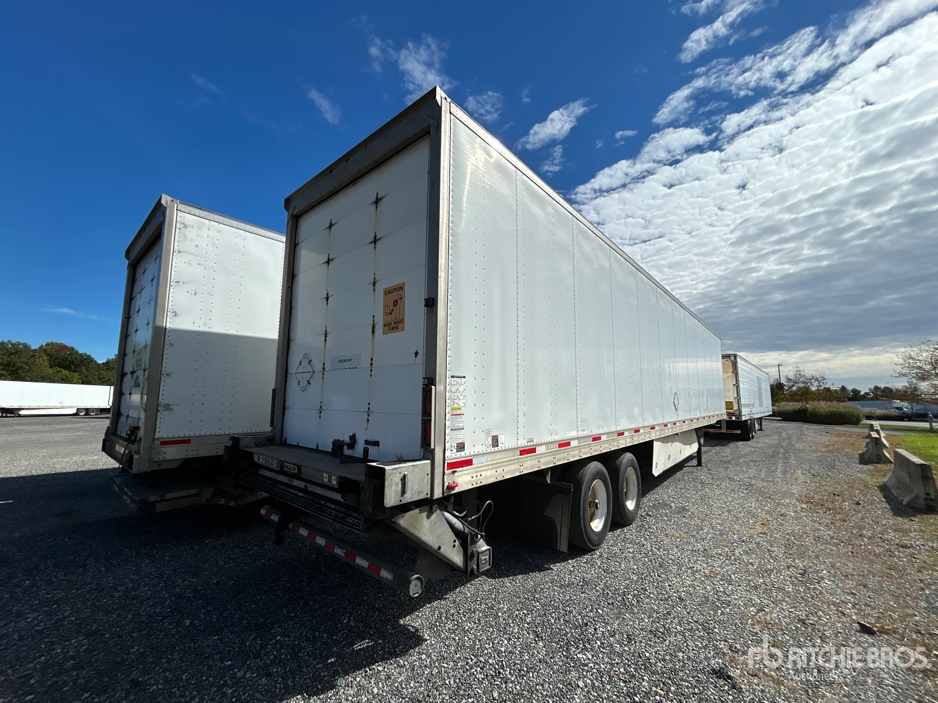 2018 Utility 48 ft x 102 in T/A