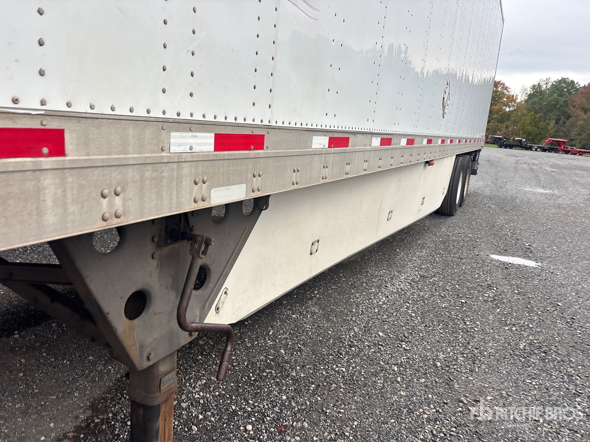 2018 Utility 48 ft x 102 in T/A