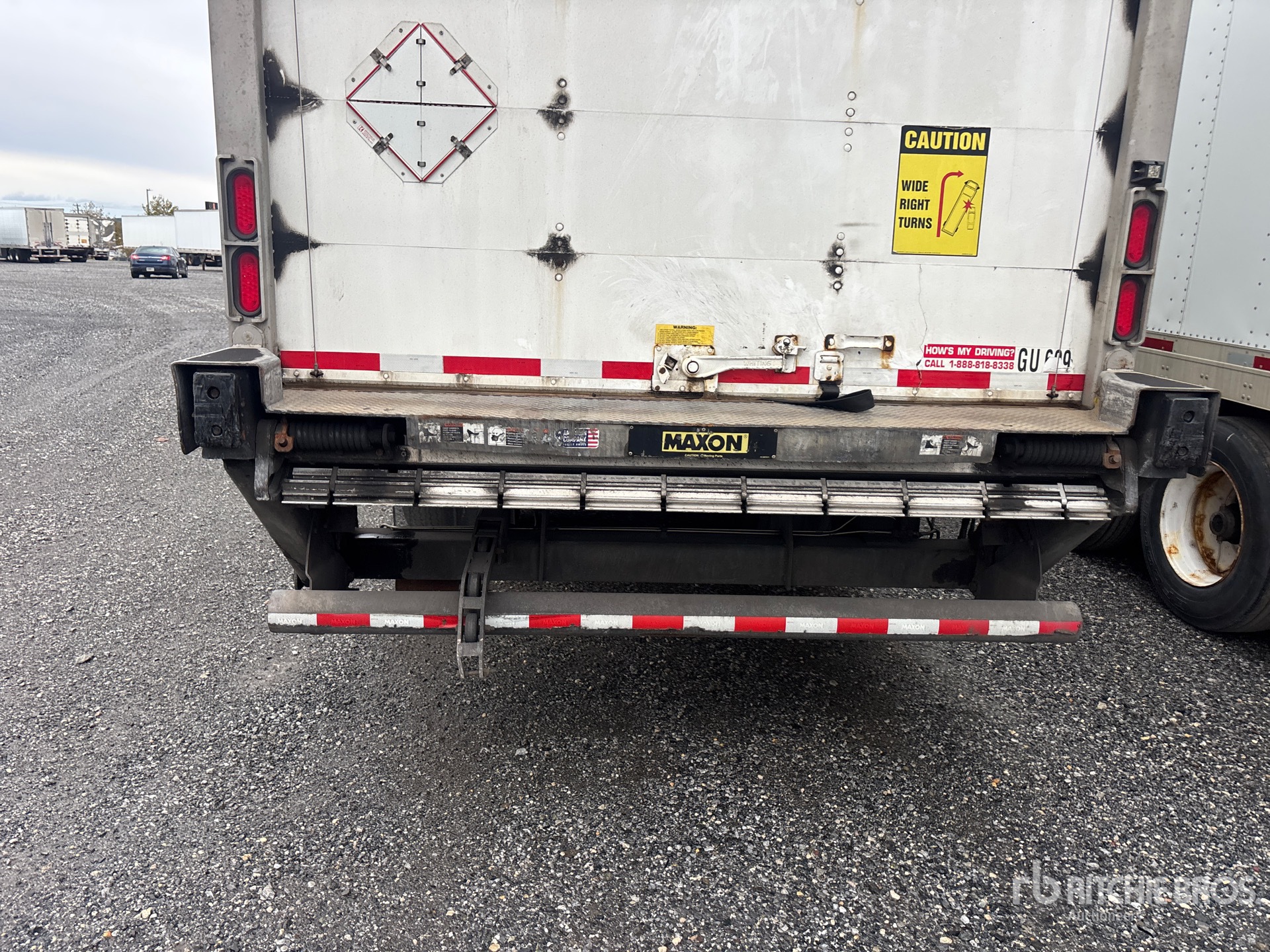 2018 Utility 48 ft x 102 in T/A