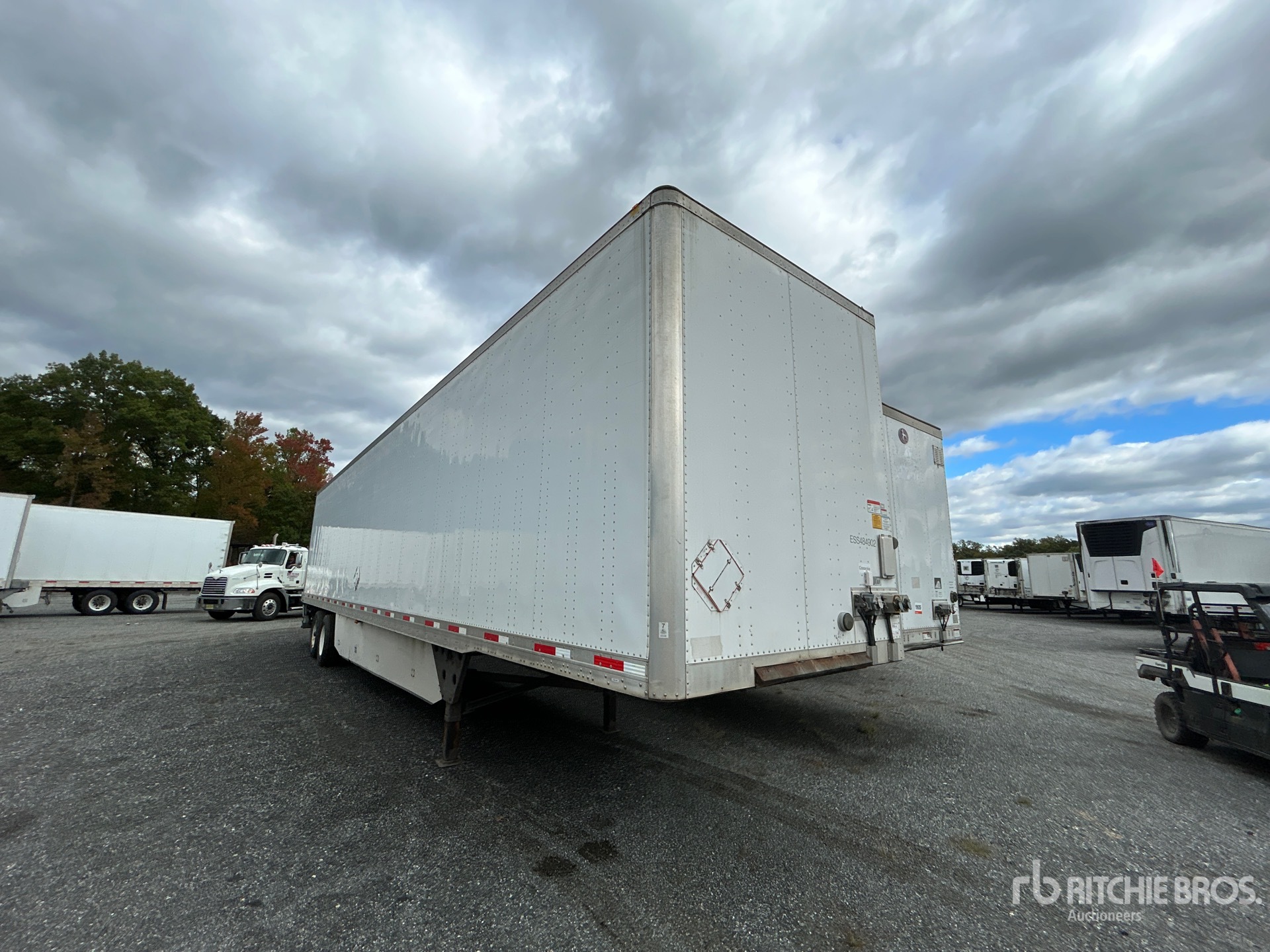 2018 Utility 48 ft x 102 in T/A