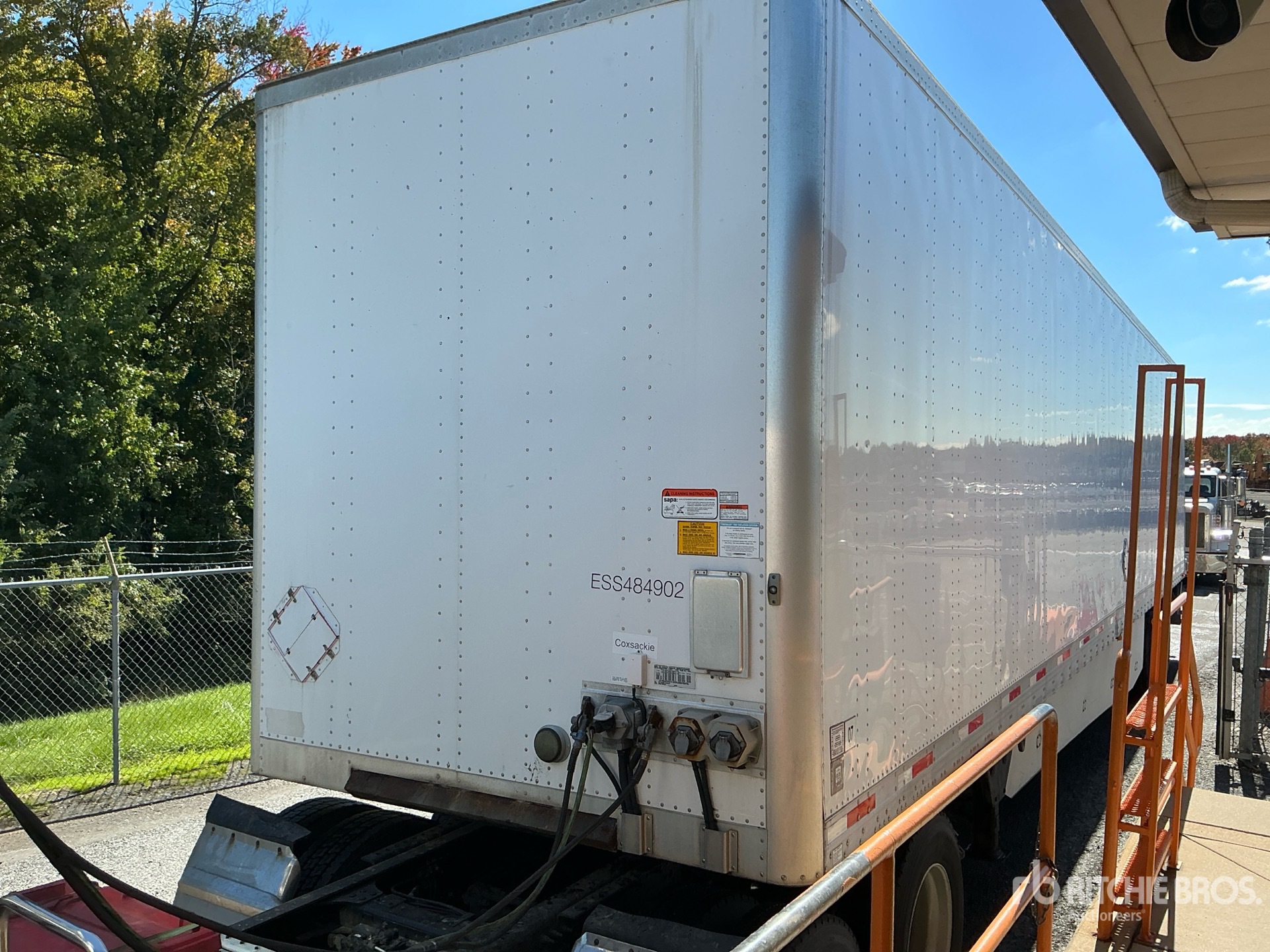 2018 Utility 48 ft x 102 in T/A