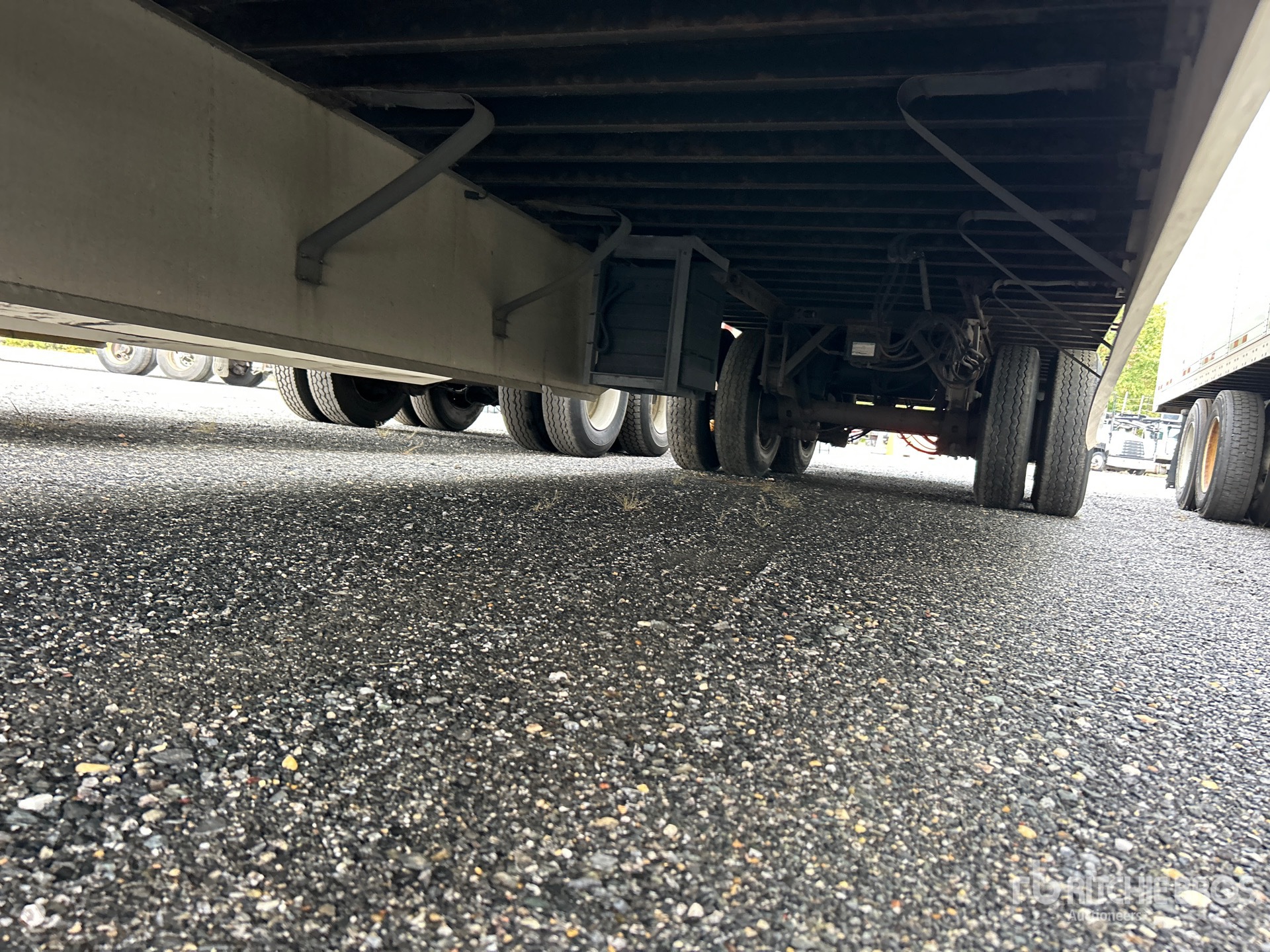 2018 Utility 48 ft x 102 in T/A