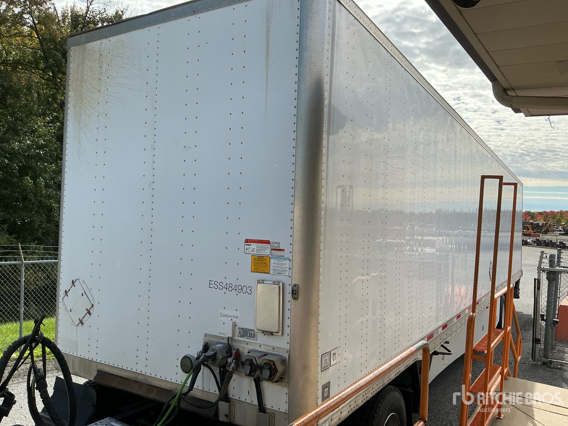 2018 Utility 48 FT T/A