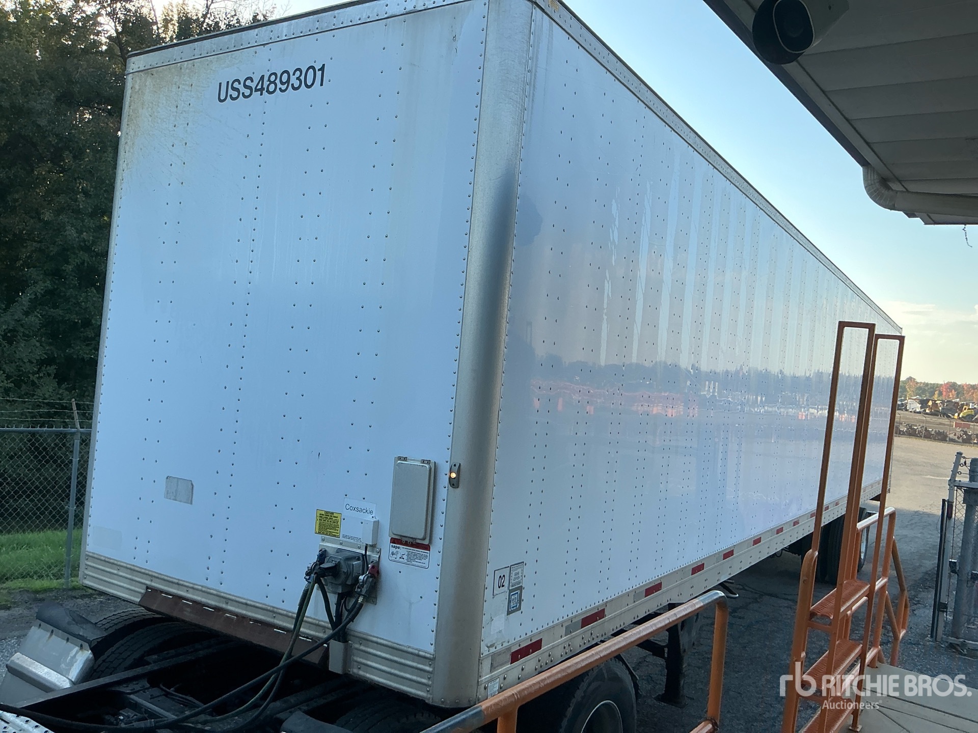2015 Utility 48 ft x 102 in T/A