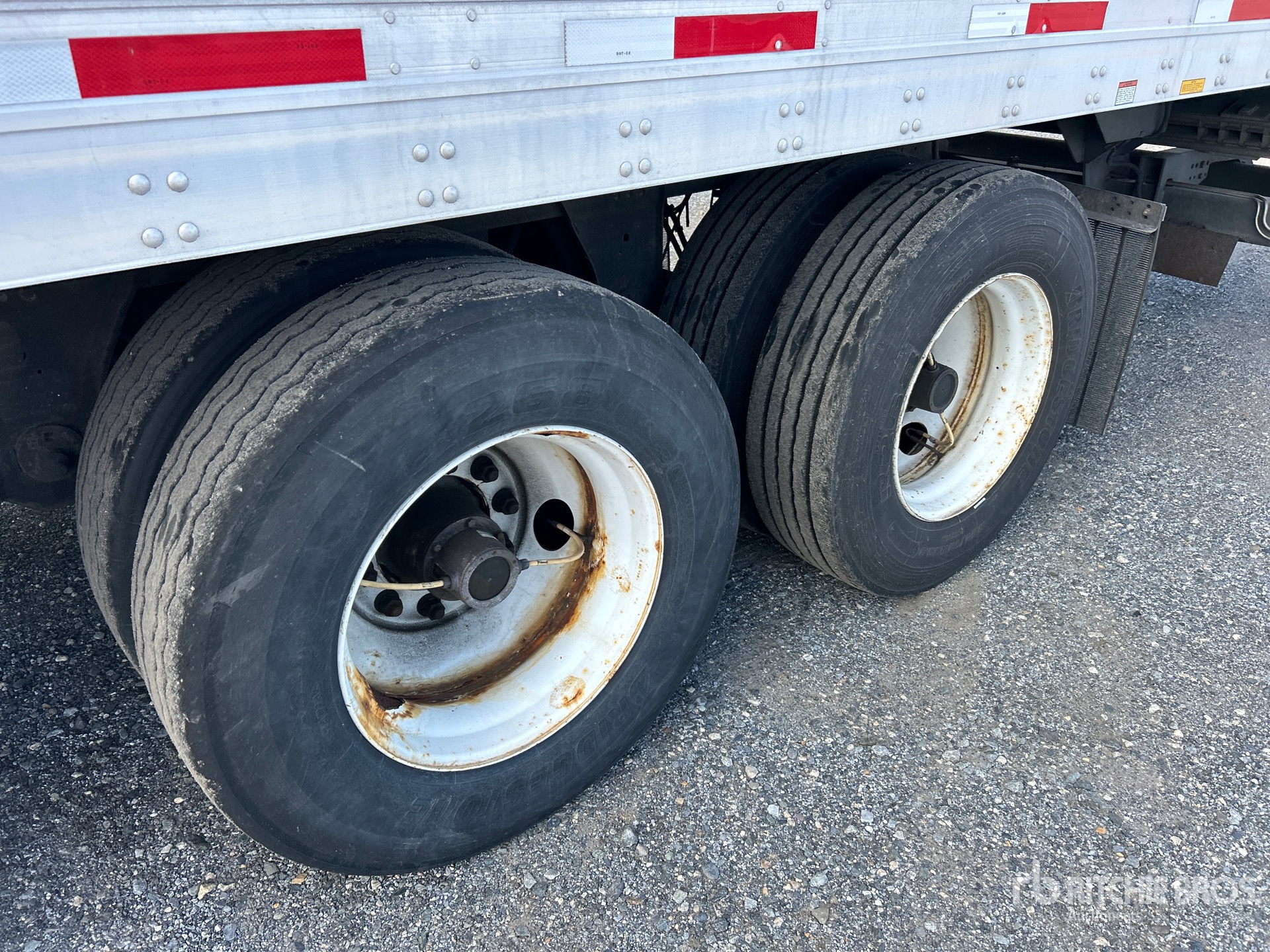 2018 Utility 48 ft x 102 in S/A