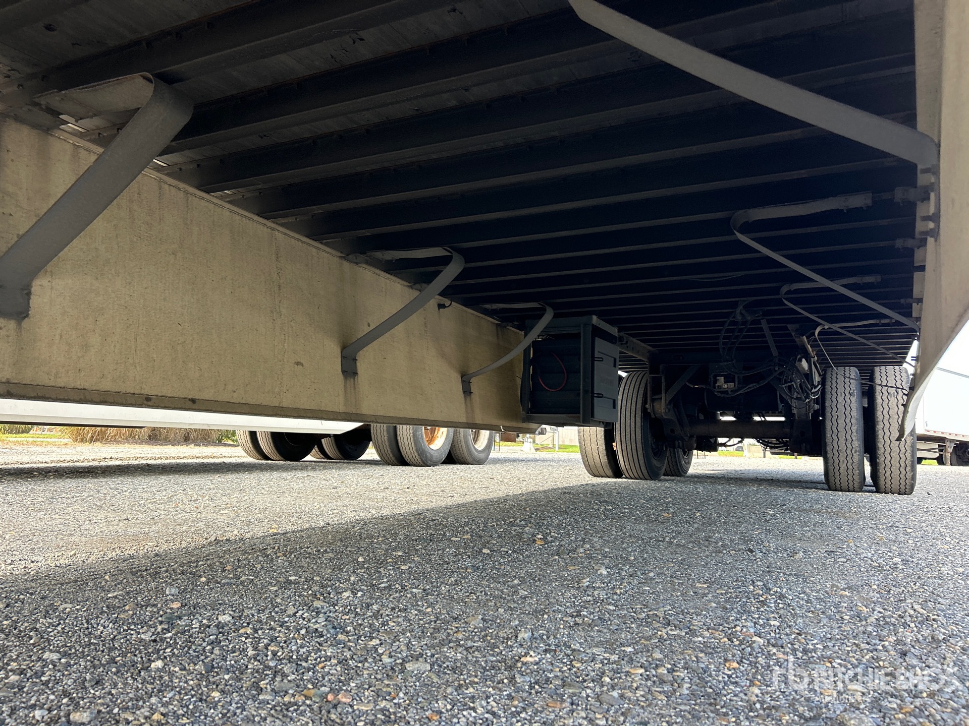 2018 Utility 48 ft x 102 in S/A