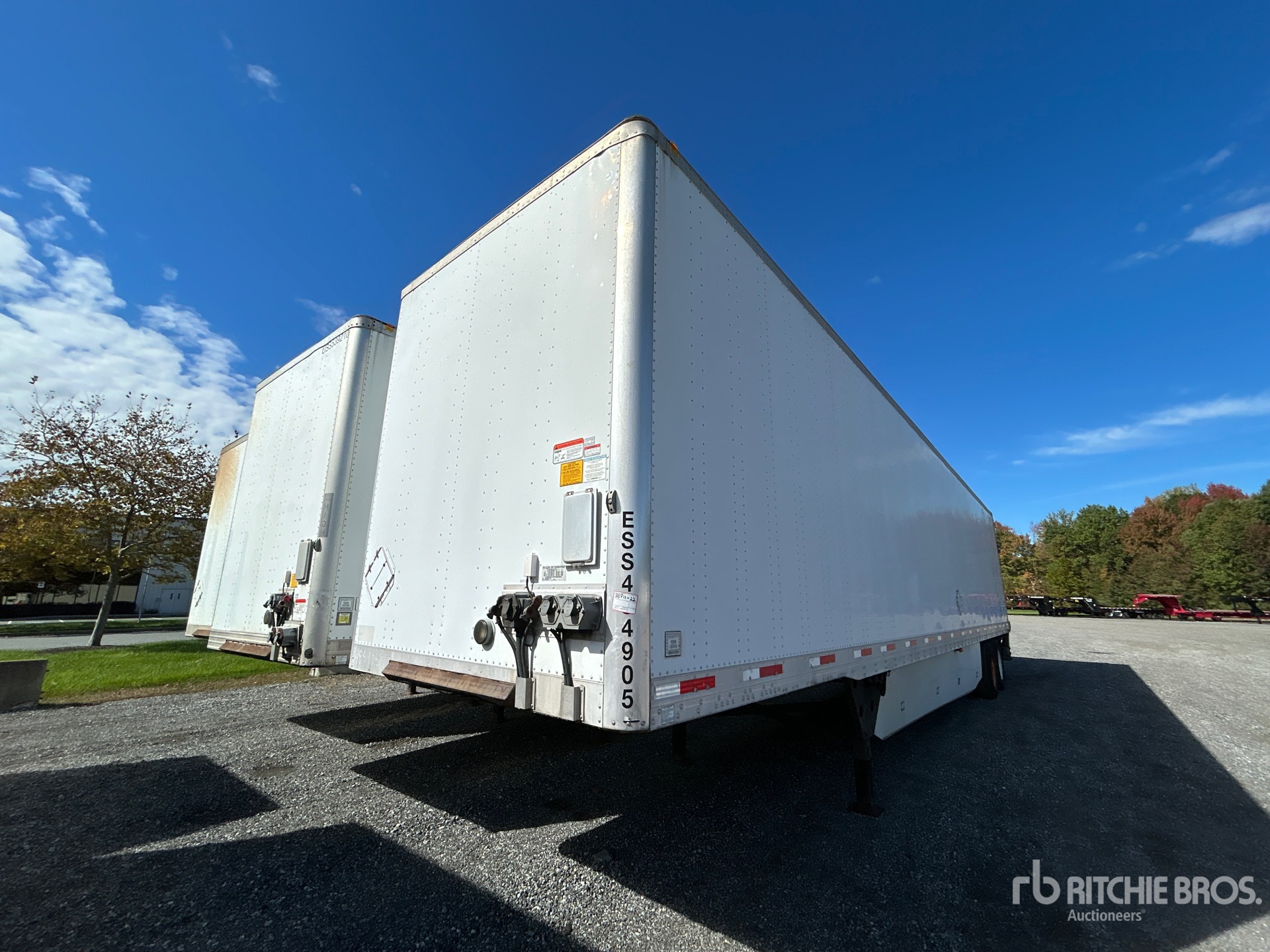 2018 Utility 48 ft x 102 in T/A