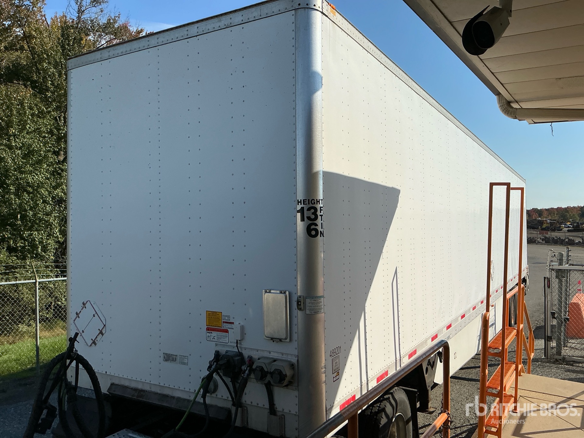 2019 Utility 48 ft x 102 in T/A