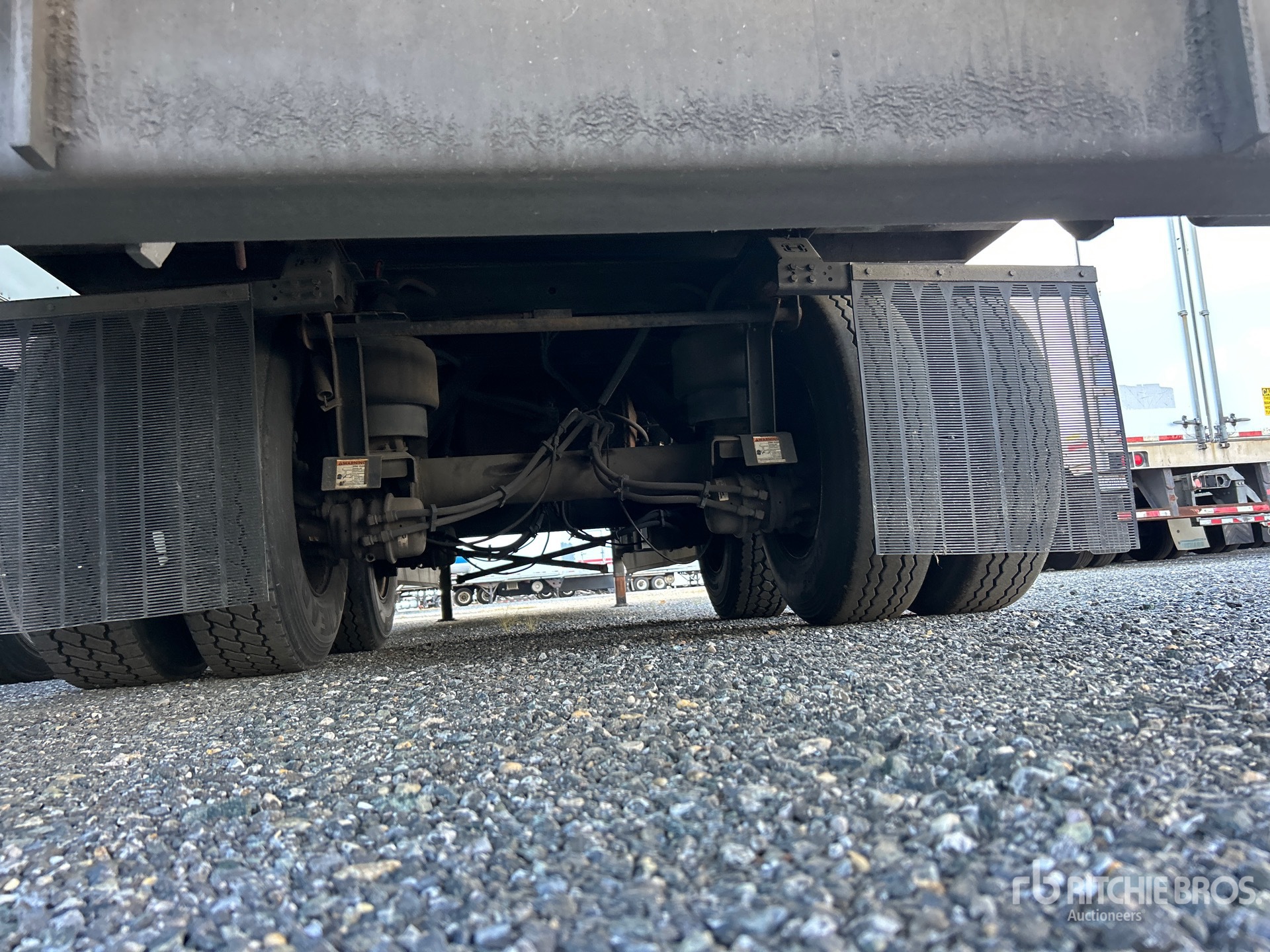2018 Utility 48 ft x 102 in T/A