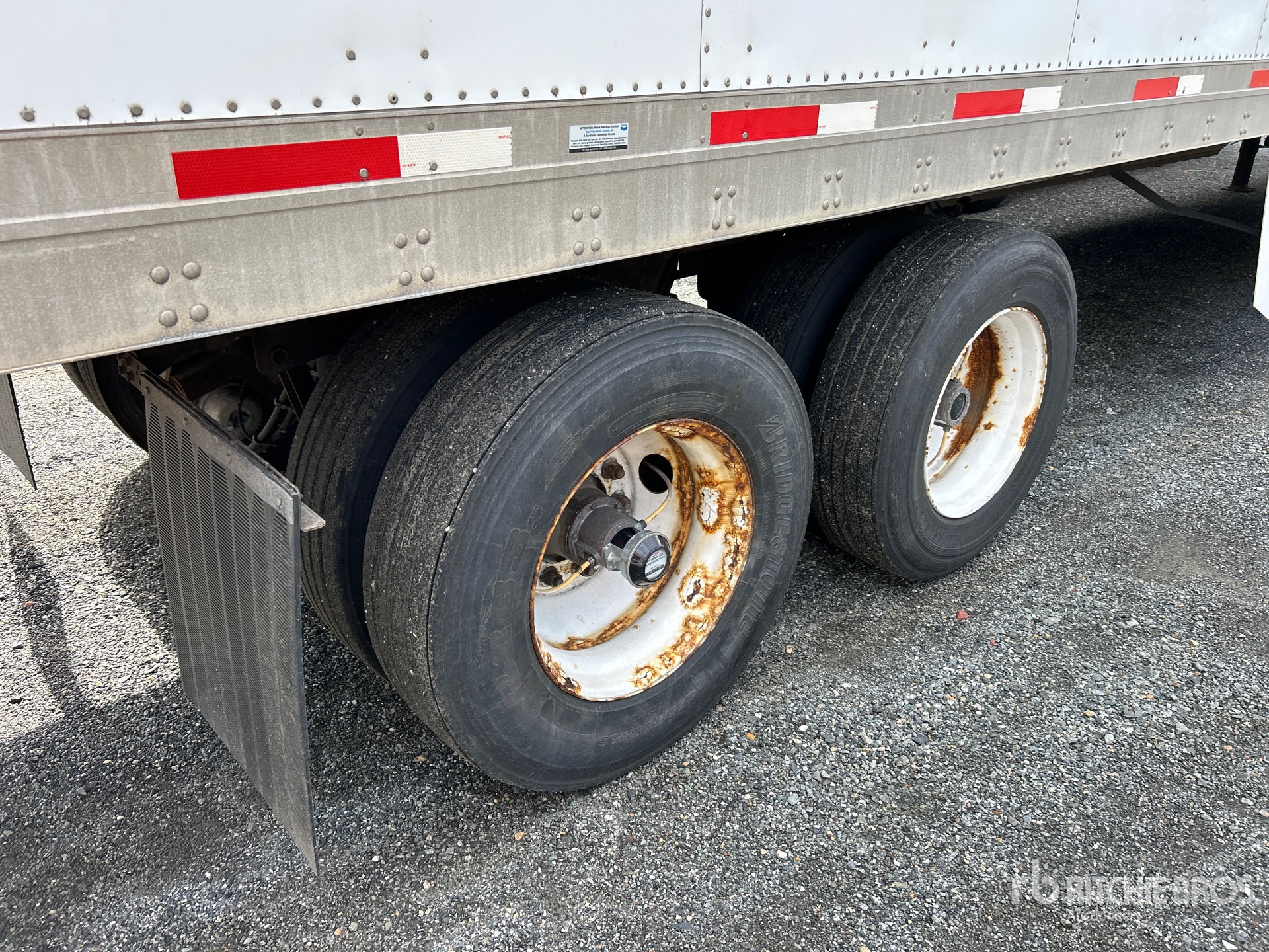 2019 Utility 53 ft x 102 in T/A