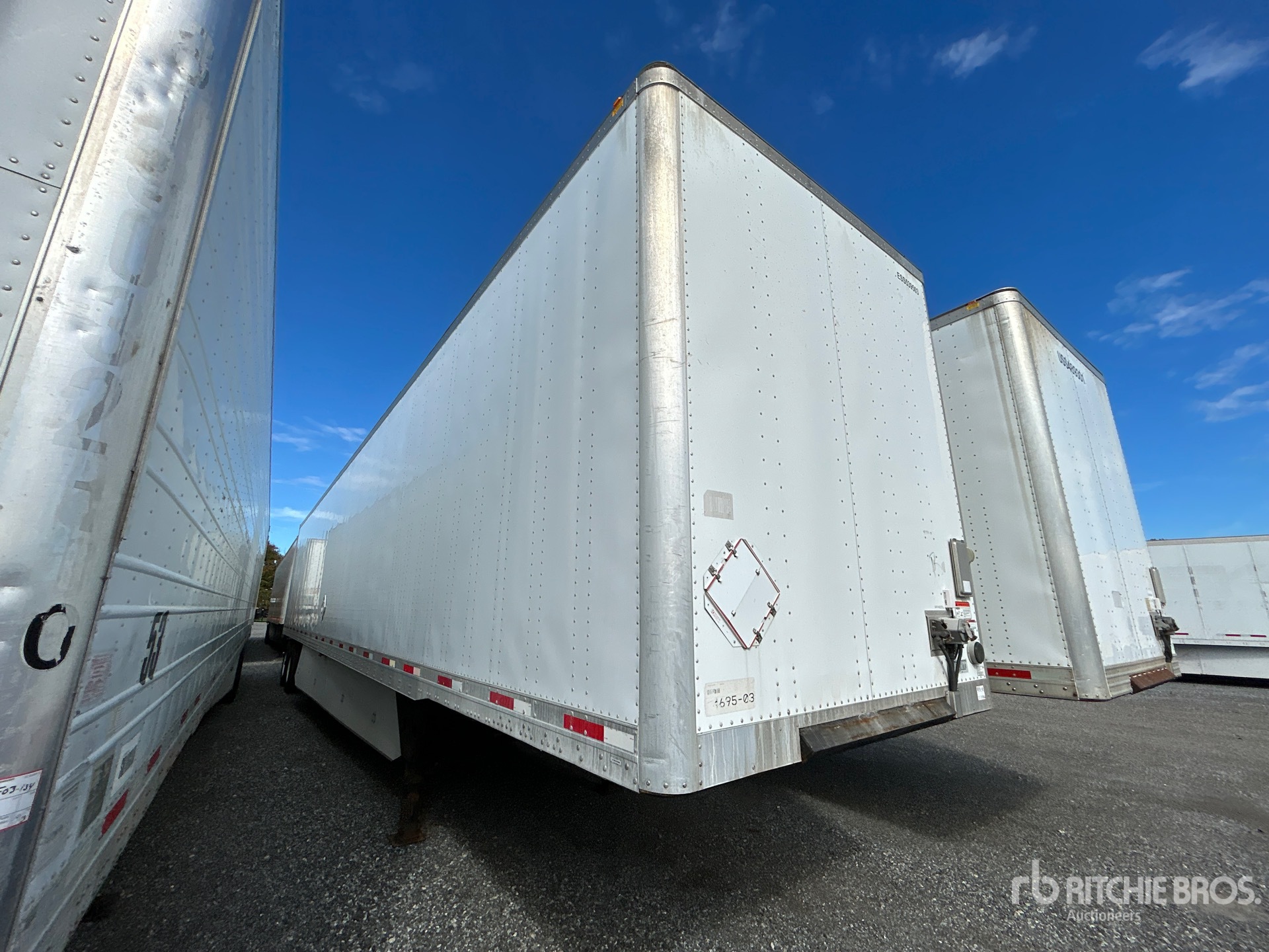 2019 Utility 53 ft x 102 in T/A