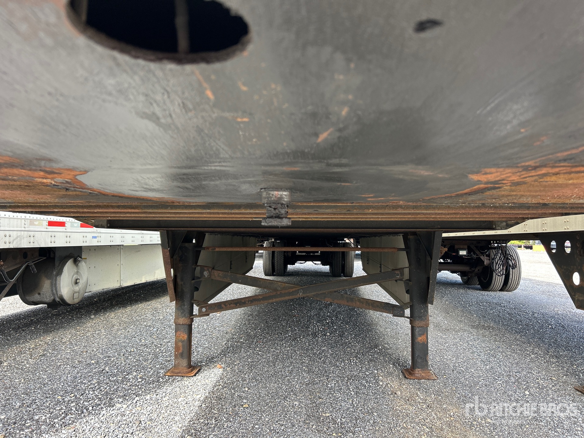 2019 Utility 53 ft x 102 in T/A