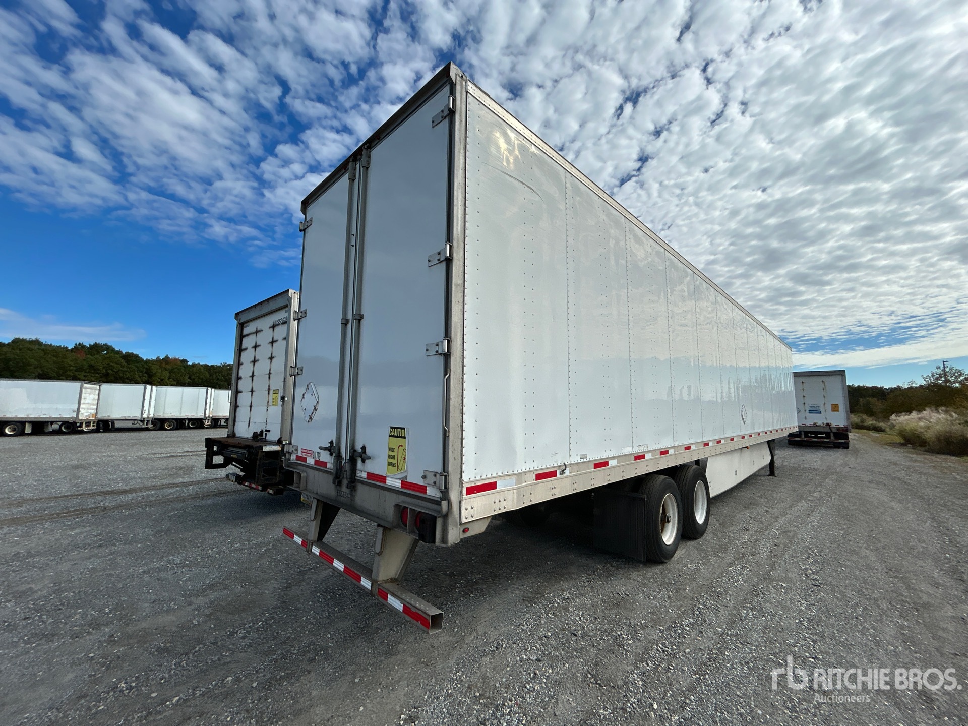2018 Utility 53 ft x 102 in T/A
